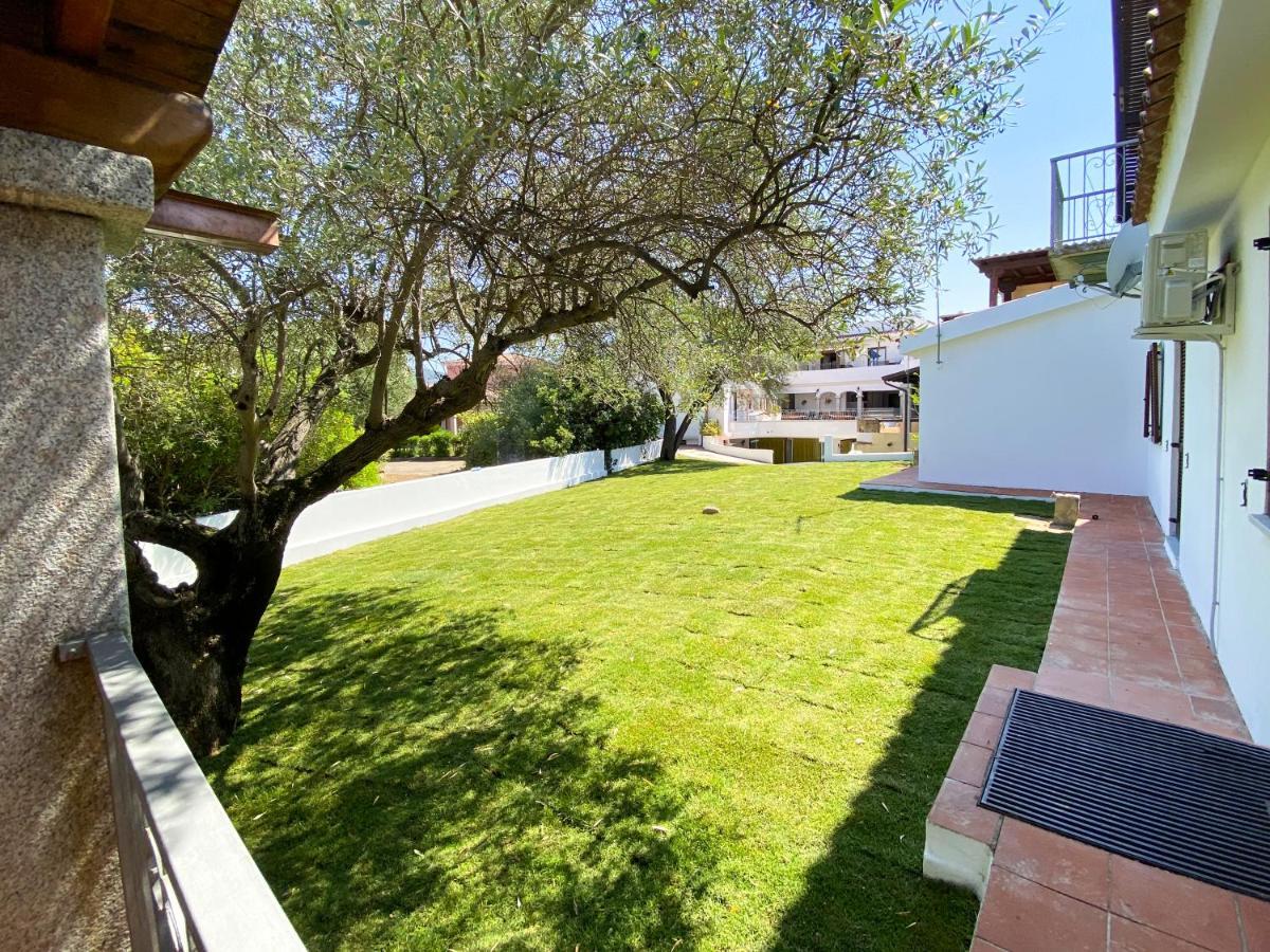 Appartamenti Residenziali Bonsai San Teodoro  Exterior photo