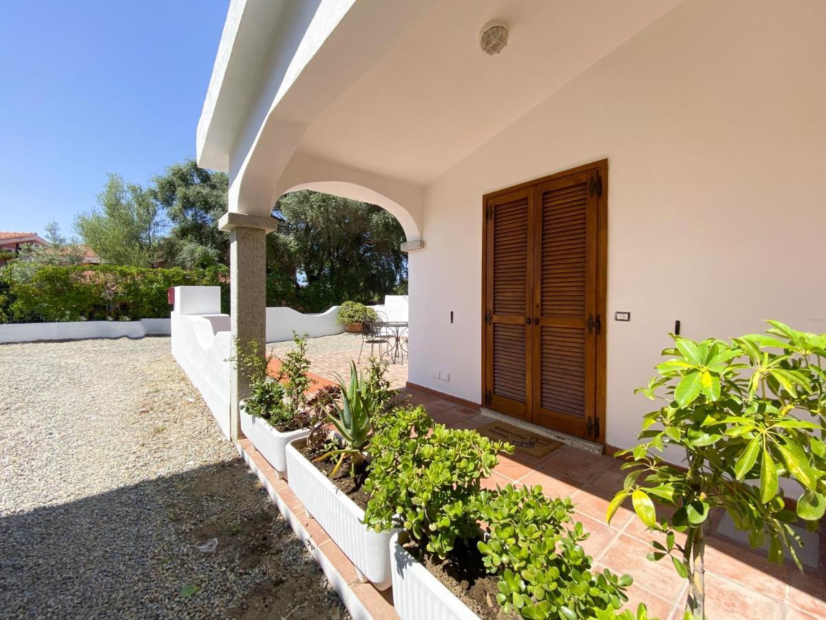 Appartamenti Residenziali Bonsai San Teodoro  Exterior photo